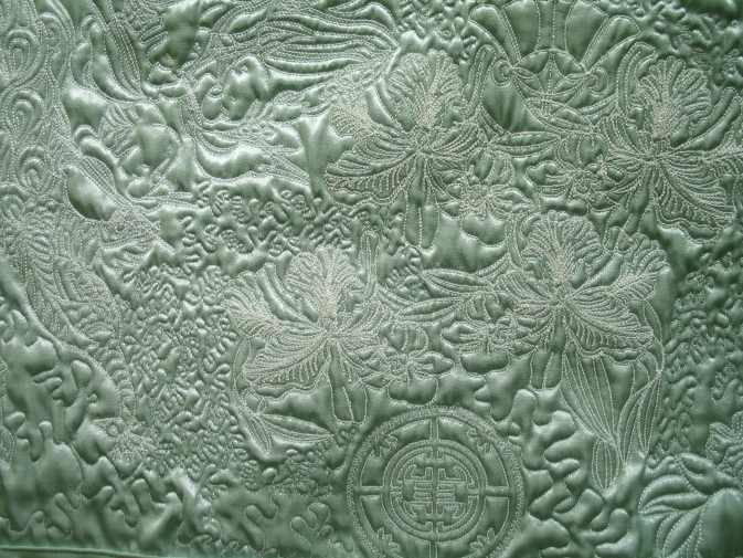 asian-secret-quilting-detail-redwork